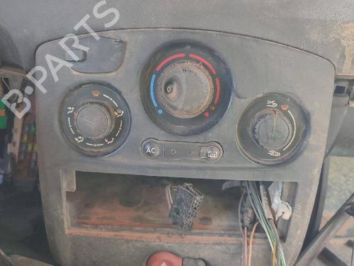 Climate control RENAULT CLIO III (BR0/1, CR0/1) 1.2 16V (BR02, BR0J, BR11, CR02, CR0J, CR11) | BP18578435I5 