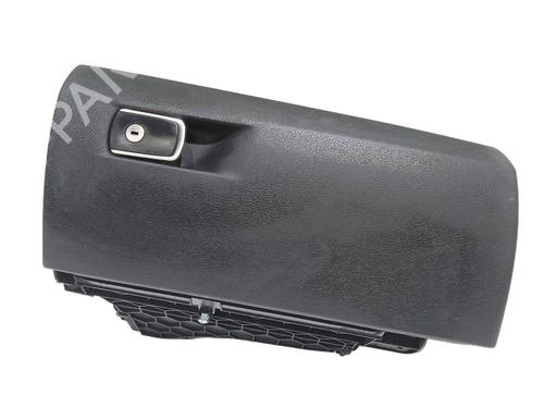 Boîte à gants BMW 3 (F30, F80) 318 d (150 hp) 30051545