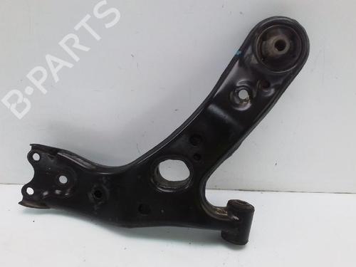 Left front suspension arm TOYOTA AURIS (_E18_) 1.8 Hybrid (ZWE186_, ZWE186R) | BP25720662M12 