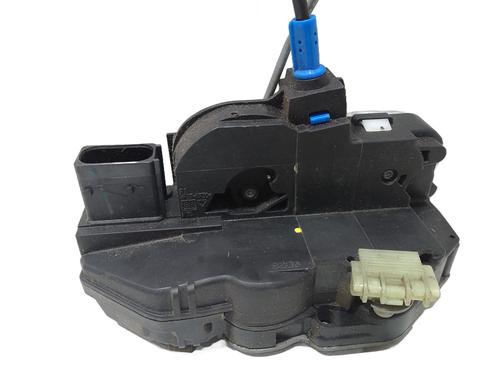 front-right-lock-opel-astra-j-p10-2009-2010-2011-2012-2013-2014-2015-2016-36073151 main image