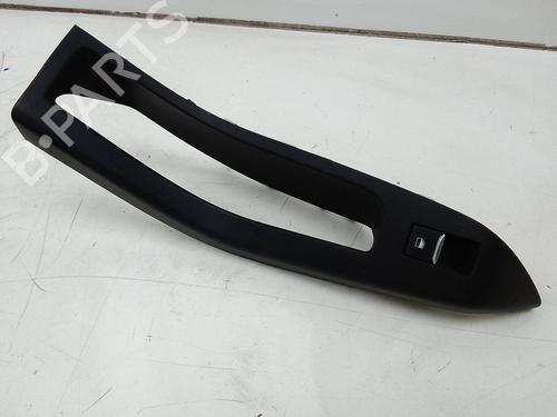 Used Right rear window switch Right rear window switch FORD FIESTA VII (HJ, HF) 1.0 EcoBoost (101 hp) 19041131 19041131