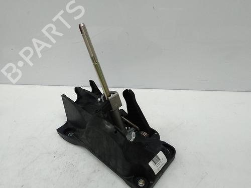 Used Gear lever Gear lever MERCEDES-BENZ GLA-CLASS (X156) GLA 200 CDI / d (156.908) (136 hp) 21603059 21603059