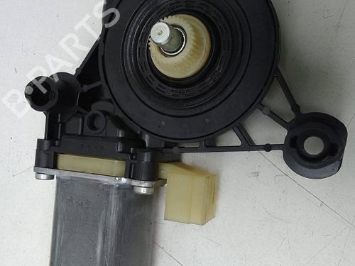Used Right front window motor Right front window motor 19776632 19776632