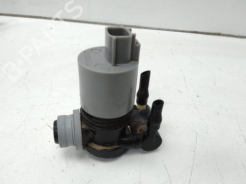 washer-pump-toyota-auris-_e18_-2012-2013-2014-2015-2016-2017-2018-2019-26054851 main image
