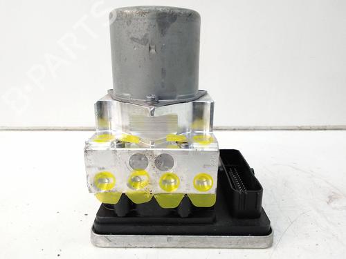 Used ABS pump MERCEDES-BENZ C-CLASS (W205) C 450 AMG 4-matic (205.064) (367 hp) 26053949