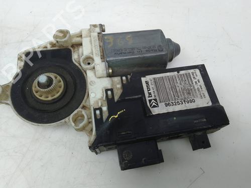 Used Right front window motor Right front window motor 22364986 22364986