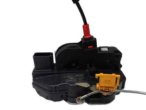 front-right-lock-opel-zafira-tourer-c-p12-2011-33953397 main image