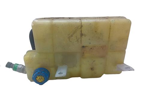 Ekpansionstank RENAULT KADJAR (HA_, HL_) 1.6 dCi 130 (HLA4) (130 hp) 18572875