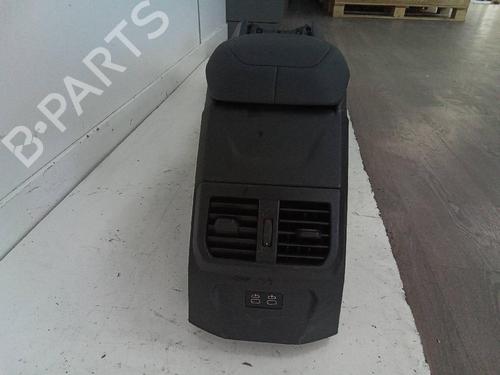 Used Middle console BMW 1 (F40) 116 d (116 hp) 18575222