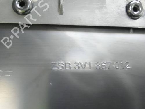 Verkleidung vorne rechts SKODA SUPERB III (3V3) 2.0 TDI | BP30050695C59