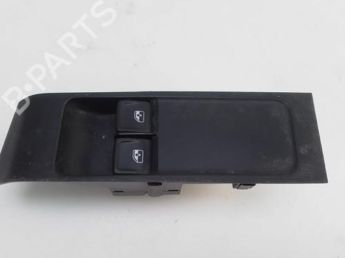 Used Left front window switch SKODA FABIA III (NJ3) 1.0 (75 hp) 28518467