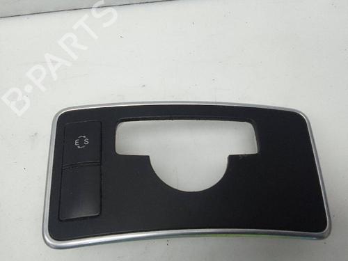 Used Switch MERCEDES-BENZ E-CLASS (W212) E 200 CDI / BlueTEC (212.005, 212.006) (136 hp) 24655008