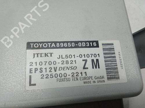 Used Electronic module TOYOTA YARIS (_P13_) 1.5 (NSP131_) (112 hp) 18596108