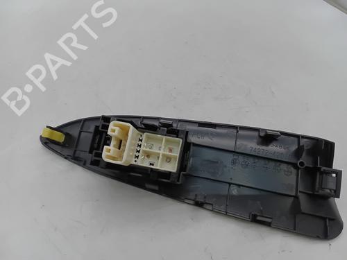 Interrupteur de vitre arrière gauche TOYOTA RAV 4 III (_A3_) 2.2 D (ALA35_) | BP29995255I29 