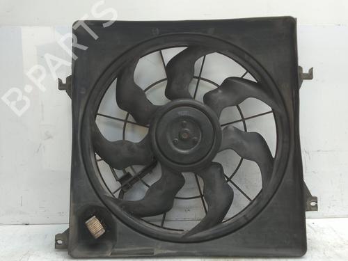 Used Radiator fan KIA SPORTAGE III (SL) 1.7 CRDi (116 hp) 29386403