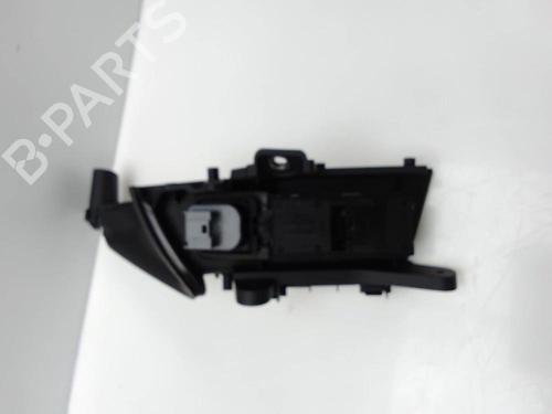 Used Left front window switch VW PASSAT B8 Variant (3G5, CB5) 2.0 TDI (150 hp) 21125938