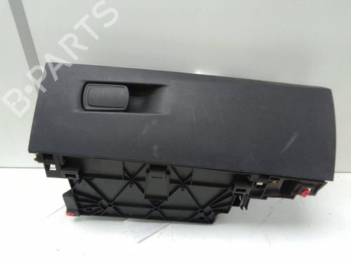 Used Glove box Glove box BMW 2 Gran Tourer (F46) 214 d (95 hp) 20222607 20222607