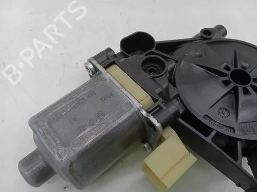 Used Right front window motor AUDI A3 (8V1, 8VK) 1.6 TDI (105 hp) 27446159