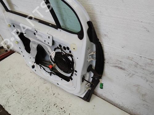 Used Left front door CITROËN C3 II (SC_) 1.1 i (60 hp) 19931176