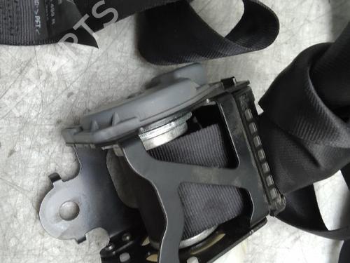 Used Rear right seatbelt RENAULT CAPTUR I (J5_, H5_) 1.5 dCi 90 (J5N4, J5M5, J5MW, J5M6, J5AL, J5AJ) (90 hp) 18587006