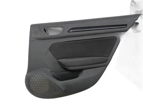 Garniture arrière droite RENAULT MEGANE IV Grandtour (K9A/M/N_) 1.5 dCi 110 (110 hp) 32109575