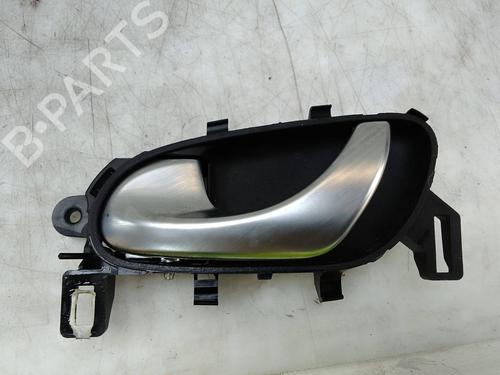Used Front left interior door handle Front left interior door handle RENAULT KADJAR (HA_, HL_) 1.3 TCe 140 (HLNB, HLN1) (140 hp) 19137922 19137922