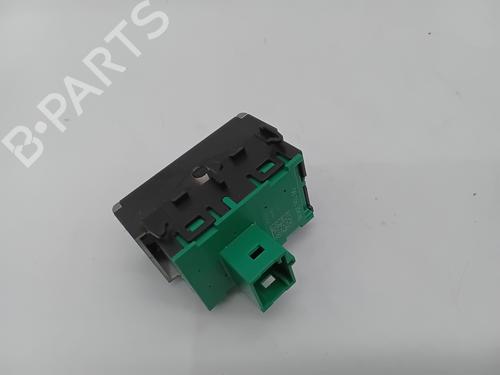 Switch PEUGEOT 208 II (UB_, UP_, UW_, UJ_) 1.2 PureTech 100 | BP29702571I30