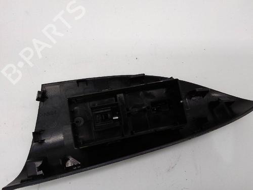 Left rear window switch NISSAN JUKE (F15) 1.2 DIG-T | BP25302455I29 