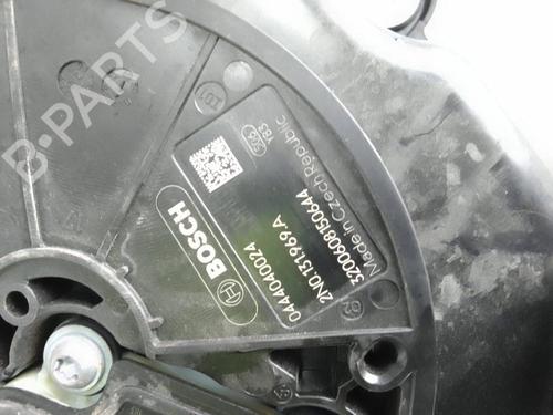 Depósito de AdBlue VW MULTIVAN T5 (7HM, 7HN, 7HF, 7EF, 7EM, 7EN) 2.0 TDI 7E0131877J