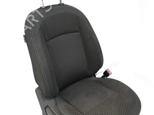 Right front seat NISSAN PULSAR Hatchback (C13) 1.2 DIG-T | BP29880271C16