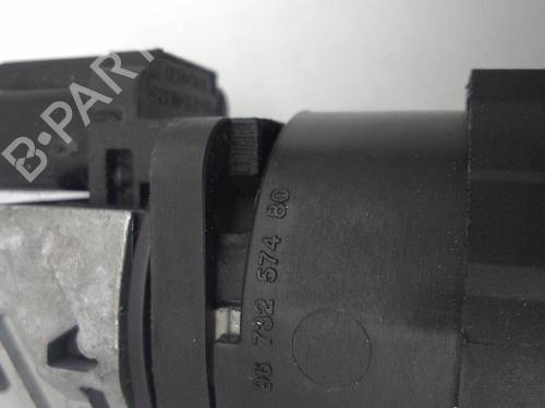 Used Ignition barrel PEUGEOT 5008 II (MC_, MJ_, MR_, M4_) 1.6 BlueHDi 120 (MCBHZH, MCBHZW) (120 hp) 24977130