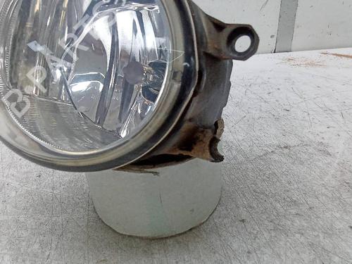 Used Left front fog light TOYOTA LAND CRUISER PRADO (_J15_) [2009-2025]  19322389