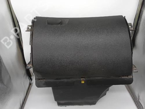 Handskerum RENAULT MEGANE IV Hatchback (B9A/M/N_) 1.5 Blue dCi 115 (B9A6) (116 hp) 27446363