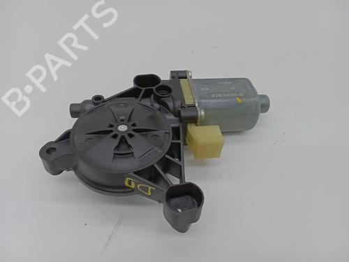 Motor elevalunas delantero derecho SKODA SUPERB III (3V3) 2.0 TDI (150 hp) 30050912