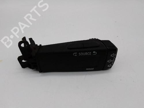 Steering wheel controls RENAULT CAPTUR II (HF_)  | BP25152938E15 