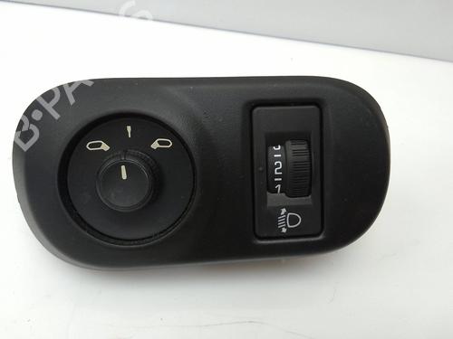 Used Headlight switch CITROËN C4 CACTUS 1.6 HDi 90 (92 hp) 26285576