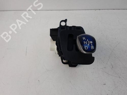 Gear lever TOYOTA PRIUS PLUS (_W4_) 1.8 Hybrid (ZVW40W, ZVW41W) | BP19082344M90 