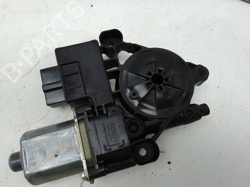 Used Right rear window motor Right rear window motor SKODA OCTAVIA III Combi (5E5, 5E6) 2.0 TDI (150 hp) 18890953 18890953