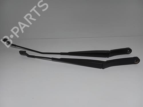 front-windshield-wiper-arm-skoda-karoq-nu7-nd7-2017-34618025 main image