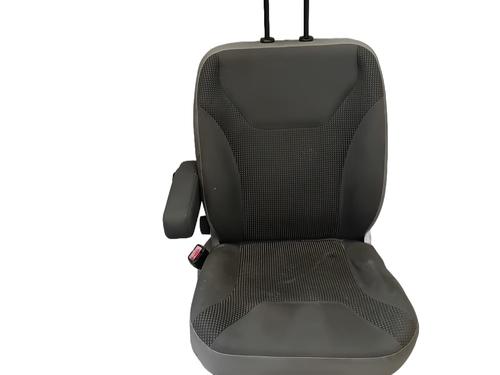 Used Left front seat Left front seat OPEL VIVARO A Bus (X83) 2.0 CDTI (F7, J7, A07) (114 hp) 34153413 34153413