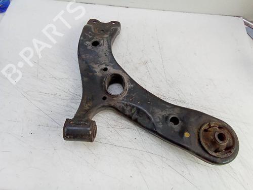Right front suspension arm TOYOTA AURIS (_E18_) 1.8 Hybrid (ZWE186_, ZWE186R) | BP26053462M13