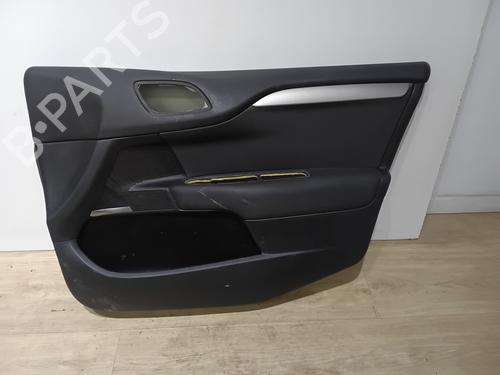 Forreste højre beklædning Forreste højre beklædning CITROËN C4 II (NC_) 1.6 HDi 90 (92 hp) 34270660 34270660