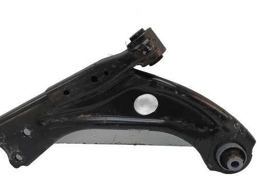 Used Right front suspension arm PEUGEOT 5008 II (MC_, MJ_, MR_, M4_) 1.2 THP (MRHNYH, MRHNYW, MRHNSJ, MRHNSU, MRHNSM) (131 hp) 30677532