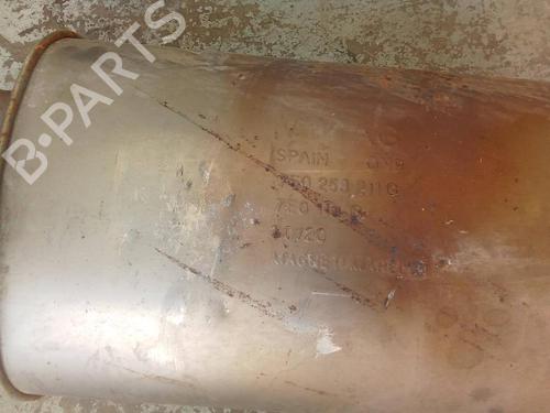 Used Exhaust system VW MULTIVAN T5 (7HM, 7HN, 7HF, 7EF, 7EM, 7EN) 2.0 TDI (140 hp) 18596182
