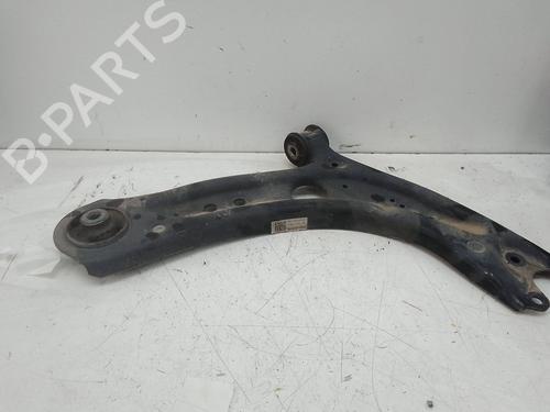 Used Right front suspension arm VW T-ROC (A11, D11) 1.0 TSI (116 hp) 28149915