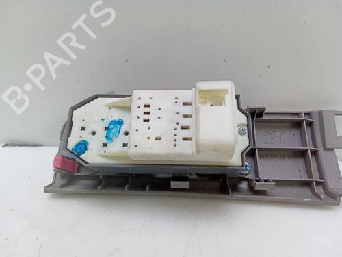 Left front window switch TOYOTA YARIS (_P9_) 1.4 D-4D (NLP90_, NLP90R) | BP26158892I27 