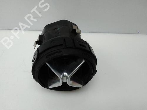 Used Air vent MERCEDES-BENZ A-CLASS (W176) A 180 CDI / d (176.012) (109 hp) 22188445