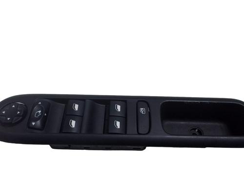 Used Left front window switch PEUGEOT 5008 (0U_, 0E_) 1.6 HDi (114 hp) 31583085