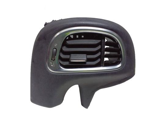 air-vent-fiat-500l-351_-352_-2012-34420054 main image
