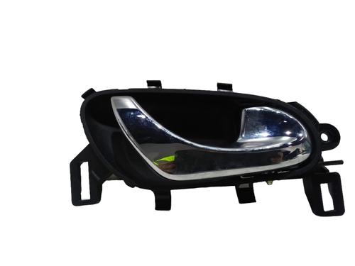 Højre fortil invendig håndtag Højre fortil invendig håndtag RENAULT KANGOO / GRAND KANGOO II (KW0/1_) 1.5 dCi 75 (KW07, KW10, KW04) (75 hp) 37022299 37022299